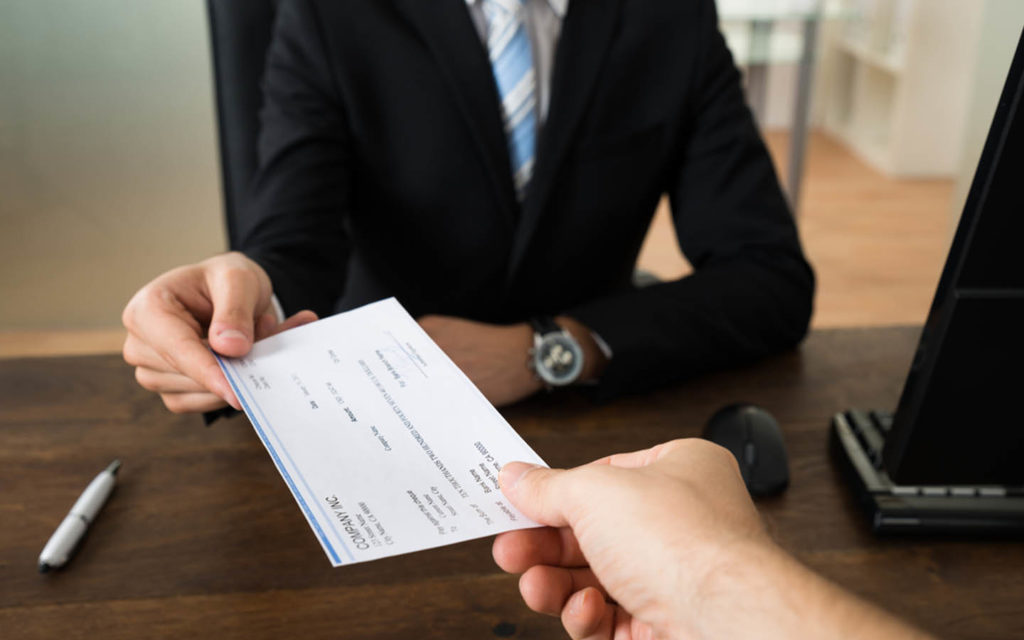 Bounced Cheque Law In UAE: Understanding the Implications