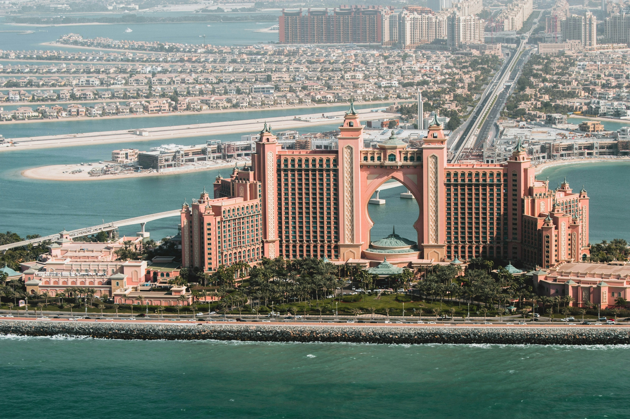 Palm Jumeirah: Luxury Real Estate Investment in Dubai
